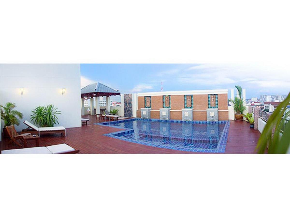 D Apartment Pattaya Exterior foto